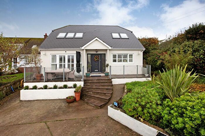 4 Bedroom Detached House For Sale In Bay View Drive, Teignmouth, TQ14