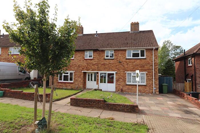 3 Bedroom Semi-Detached House For Sale In Repton Road, Orpington, BR6
