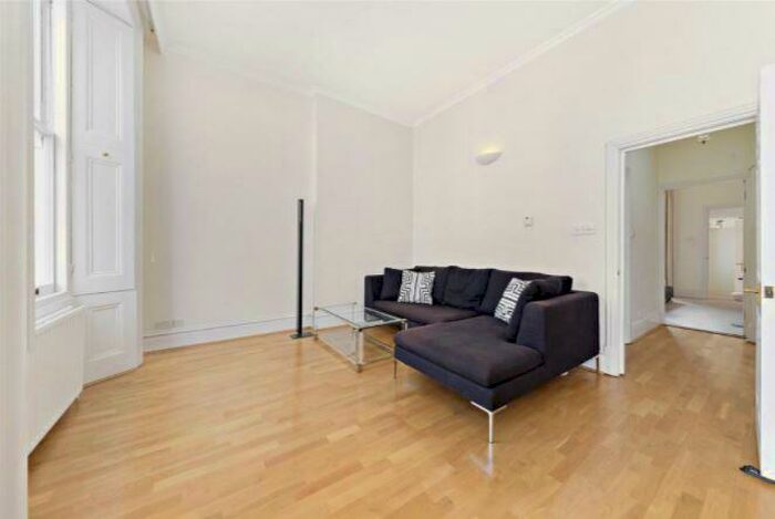 2 Bedroom Apartment To Rent In Gloucester Place, Marylebone, London, NW1