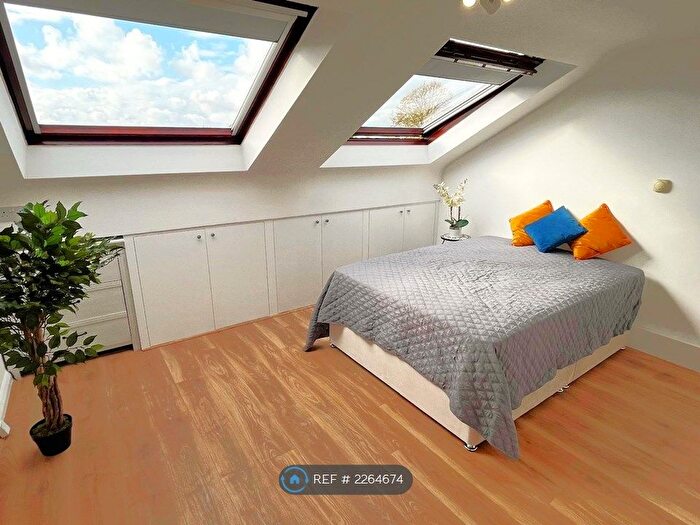 Studio To Rent In Northfield Avenue, London, W13