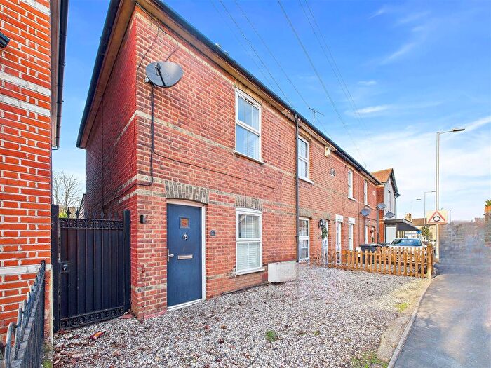 2 Bedroom End Terrace House For Sale In , Beehive Lane, Great Baddow, CM2