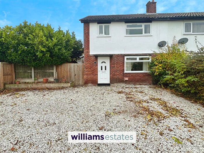 3 Bedroom Semi-Detached House For Sale In Ivy Crescent, Mold, CH7