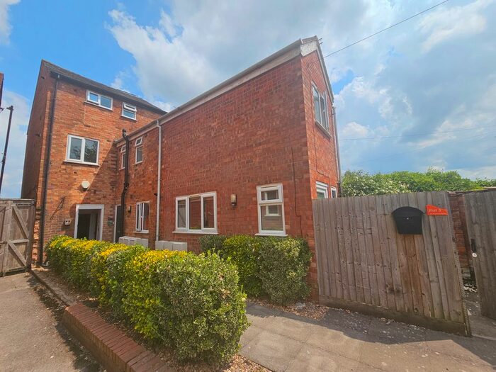 1 Bedroom Flat To Rent In Warwick Road, Kenilworth, CV8