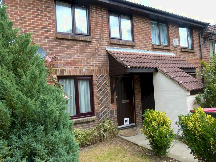 2 Bedroom House To Rent In Capsey Road, Ifield, Crawley, RH11