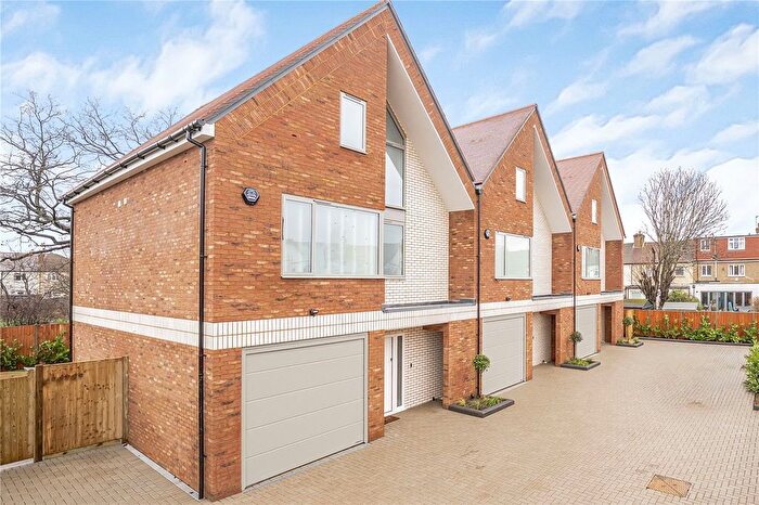 4 Bedroom Terraced House To Rent In Woodfield Mews, Woodfield Gardens, New Malden, KT3