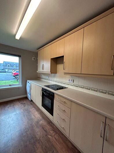 2 Bedroom Flat To Rent In Garry Place, Pitlochry, PH16