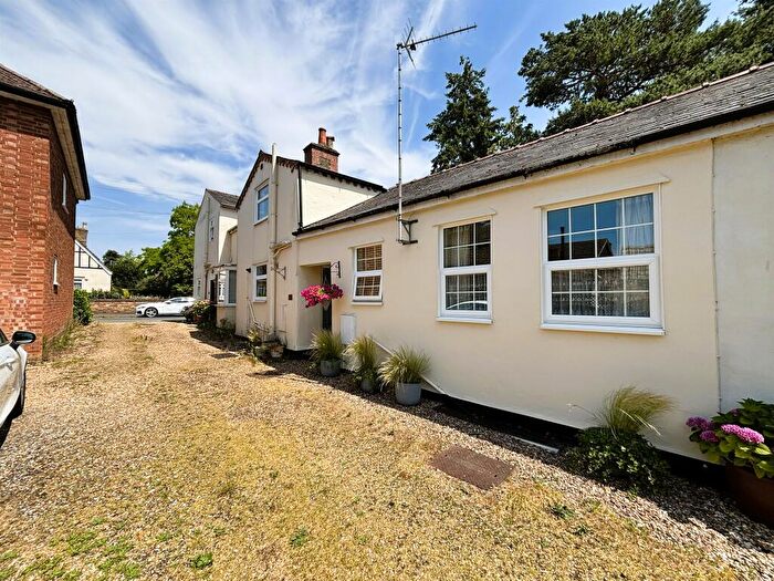 1 Bedroom End Of Terrace House For Sale In High Street, Brampton, Huntingdon, PE28