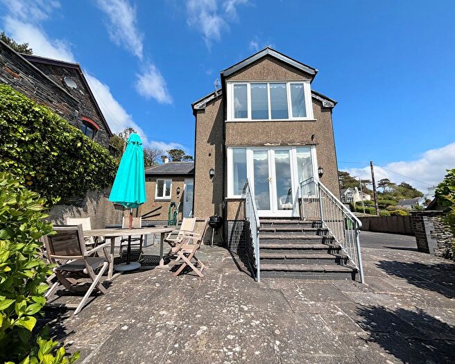 3 Bedroom Detached House For Sale In Aberdyfi, LL35