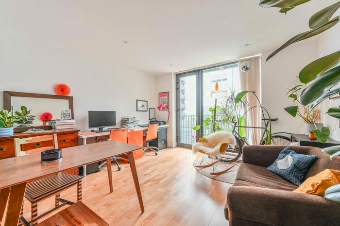 1 Bedroom Flat To Rent In City Walk, London Bridge, London, SE1