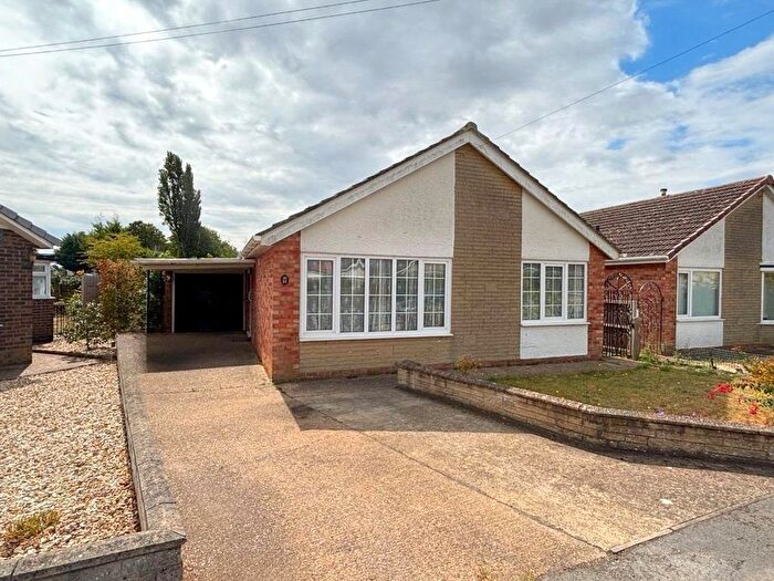 3 Bedroom Bungalow For Sale In Welland Close, Ruskington, Lincolnshire, NG34