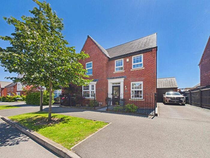 4 Bedroom Detached House For Sale In Alton Way, Littleover, Derby, DE23