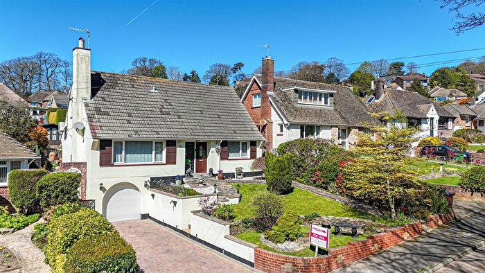 3 Bedroom Detached House For Sale In The Byeway, Hastings, TN34