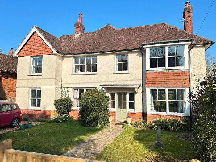 4 Bedroom Detached House For Sale In Goring Road, Steyning, West Sussex, BN44