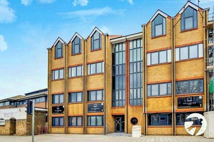 2 Bedroom Duplex To Rent In Instone Road, Dartford, Kent, DA1