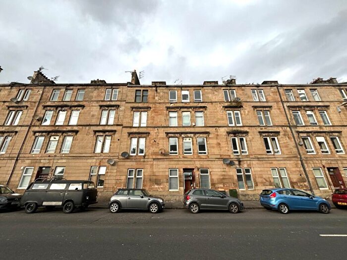 1 Bedroom Flat To Rent In Cumbernauld Road, Dennistoun, Glasgow, G31