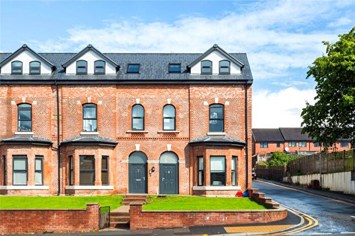 2 Bedroom Apartment For Sale In Queens Terrace, Great Cheetham Street West, Salford, Greater Manchester, M7