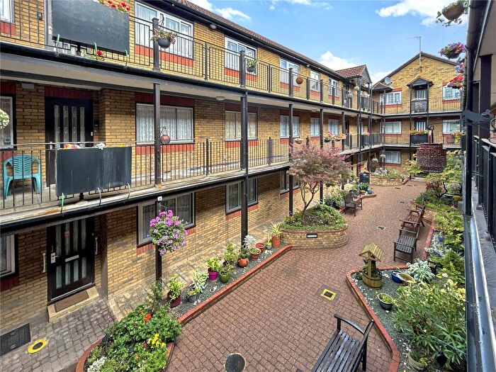 2 Bedroom Flat For Sale In Main Road, Sidcup, DA14