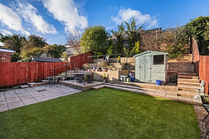2 Bedroom Detached Bungalow For Sale In Kennedy Way, Newhaven, BN9