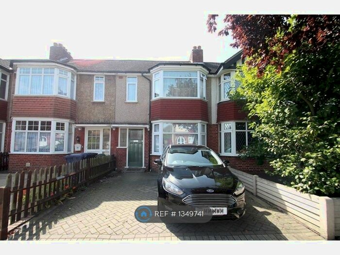 3 Bedroom Terraced House To Rent In Wadham Gardens, Middlesex, UB6