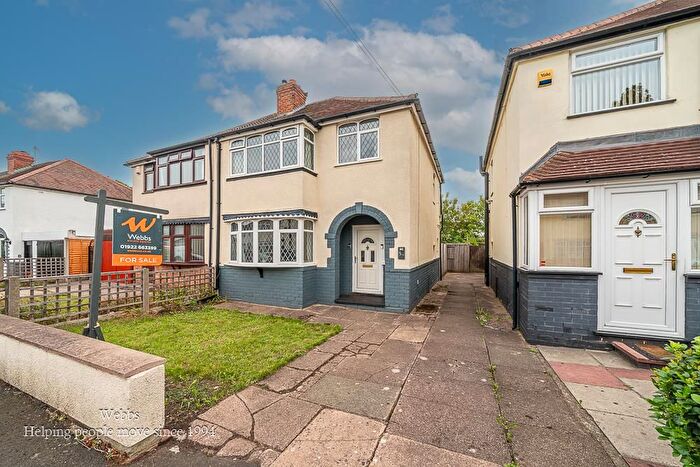 3 Bedroom Semi-Detached House For Sale In Collins Road, Wednesbury, WS10
