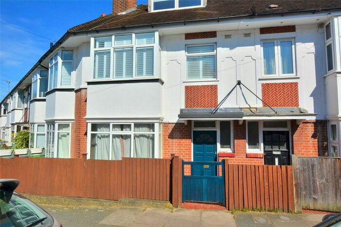 1 Bedroom Flat To Rent In Old Road, Lewisham, London, SE13