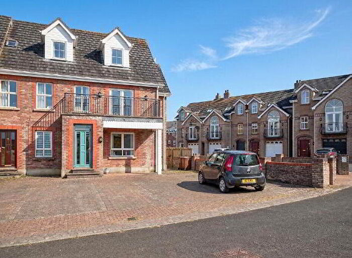3 Bedroom Apartments For Sale In Millstone Grove, Portstewart, BT55