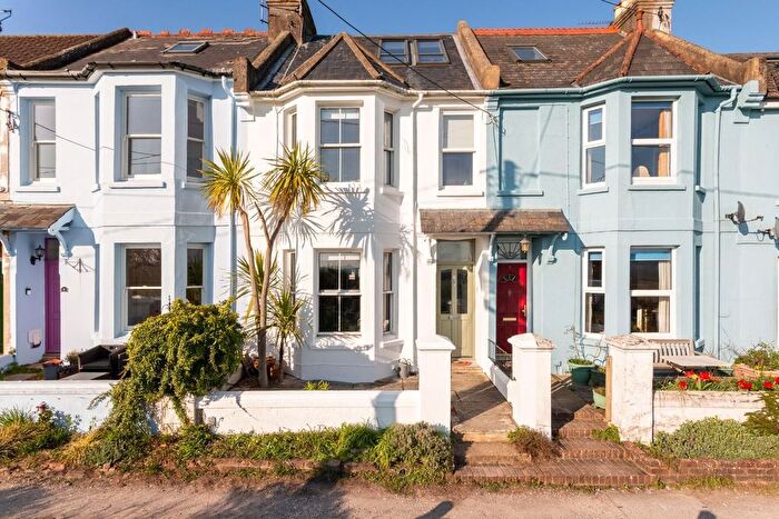 5 Bedroom Property For Sale In Southview Terrace, Henfield, BN5