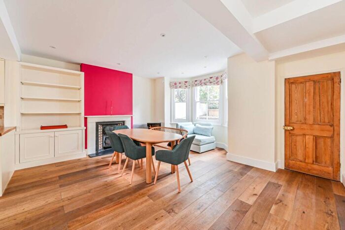 5 Bedroom Flat To Rent In Kennington Oval, Oval, London, SE11