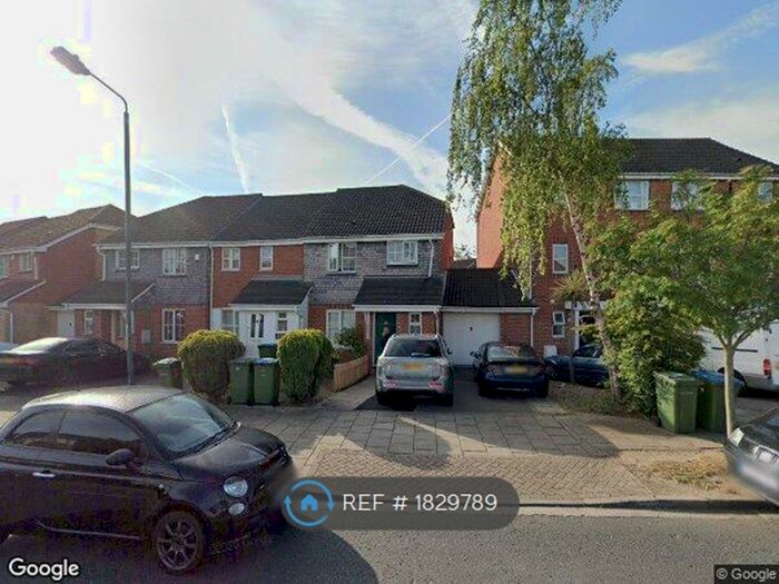 3 Bedroom End Of Terrace House To Rent In Ware Point Drive, London, SE28