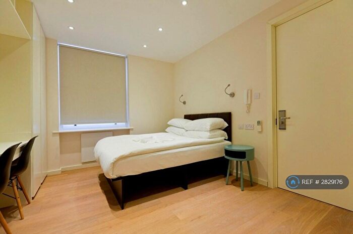 Studio To Rent In London, London, NW6