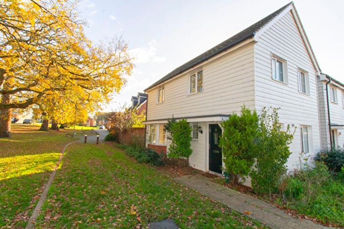 3 Bedroom Detached House To Rent In Grant Drive, Church Crookham, GU52