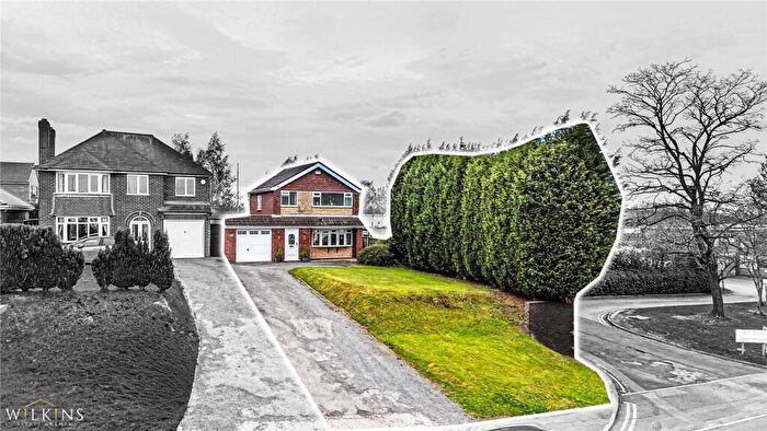 3 Bedroom Detached House For Sale In Dosthill Road, Two Gates, Tamworth, Staffordshire, B77