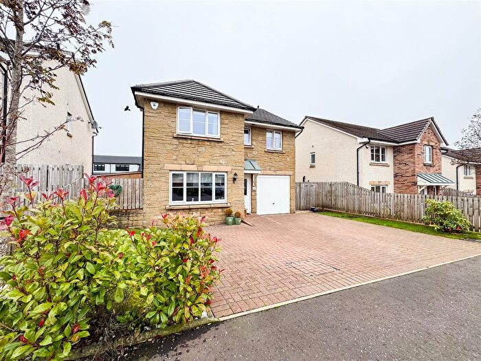 4 Bedroom Detached House For Sale In Healds Drive, Strathaven, ML10