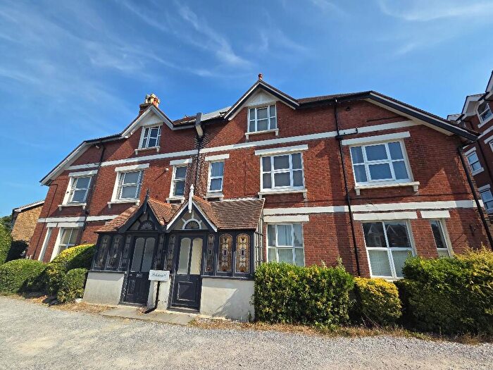 2 Bedroom Flat To Rent In Upper Avenue, Eastbourne, East Sussex, BN21
