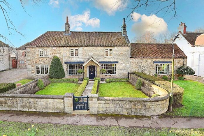 4 Bedroom Detached House For Sale In Burton Leonard, Harrogate, HG3