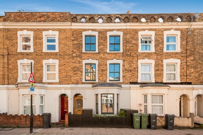 4 Bedroom Terraced House To Rent In Railton Road London, SE24