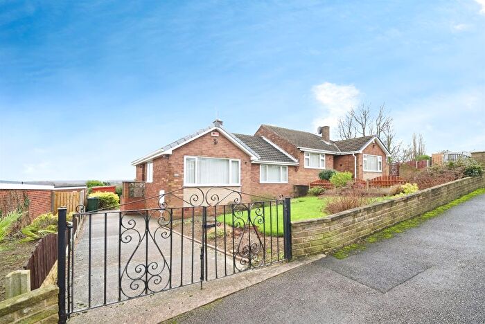 2 Bedroom Semi-Detached Bungalow For Sale In Chapter Way, Barnsley, S71