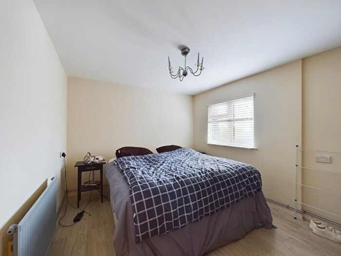 1 Bedroom Flat For Sale In Blackswarth Road, St. George, Bristol, BS5