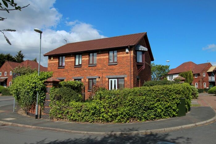 2 Bedroom Semi-Detached House To Rent In Cornus Gardens, Leeds, West Yorkshire, LS10