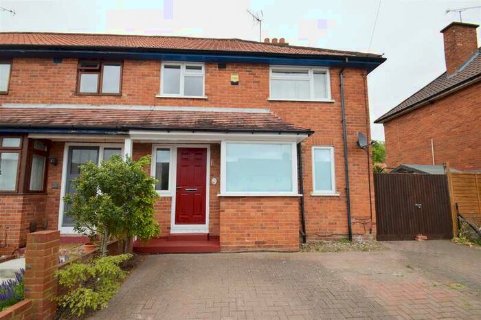 3 Bedroom Semi-Detached House To Rent In Anglefield Road, Caversham, Reading, RG4
