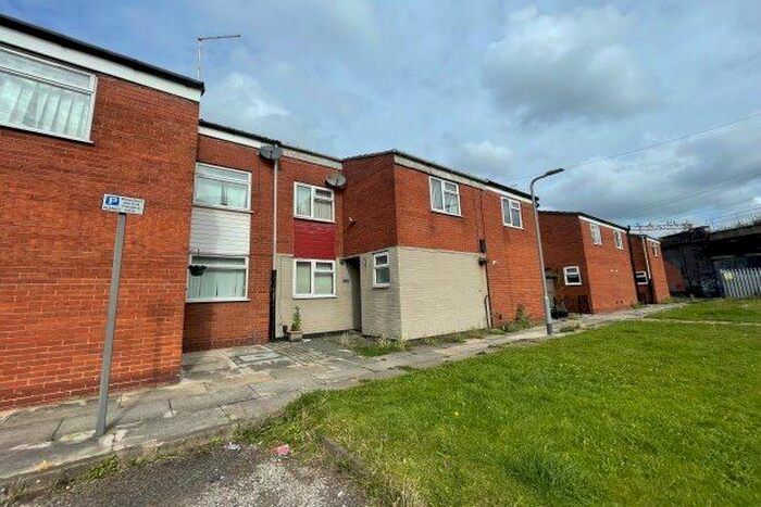 3 Bedroom Property To Rent In Wellington Road, Liverpool, L15