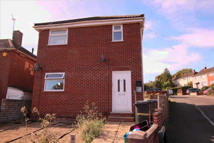 2 Bedroom Apartment To Rent In Turtlegate Avenue, Bristol, BS13