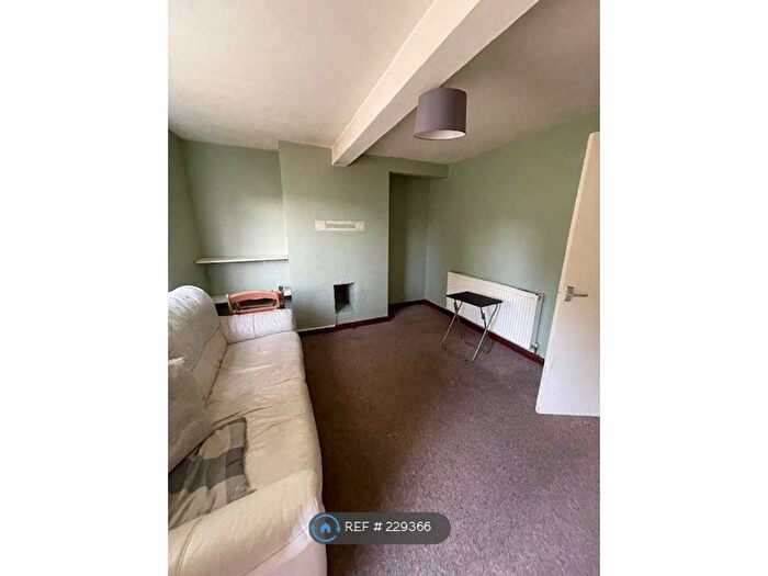 2 Bedroom End Of Terrace House To Rent In Eastfield Road, Louth, LN11