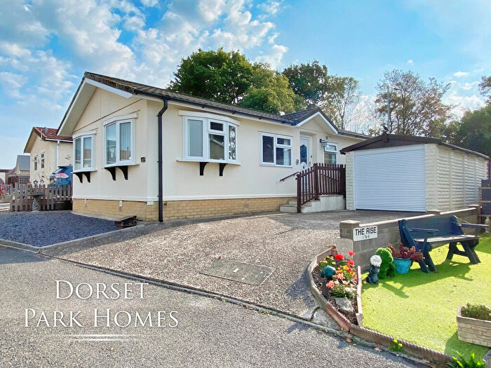 2 Bedroom Park Home For Sale In The Rise, Oaklands Park, Crossways, Dorchester, Dorset, DT2