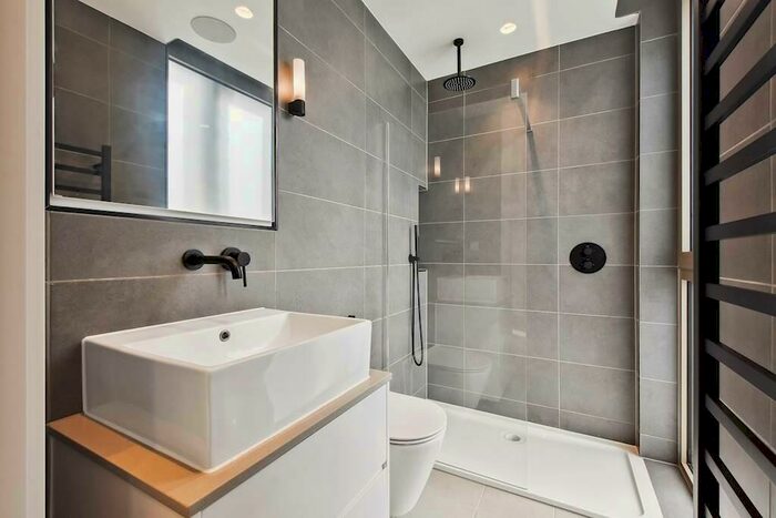 2 Bedroom Apartment To Rent In Oberman Road, London, NW10