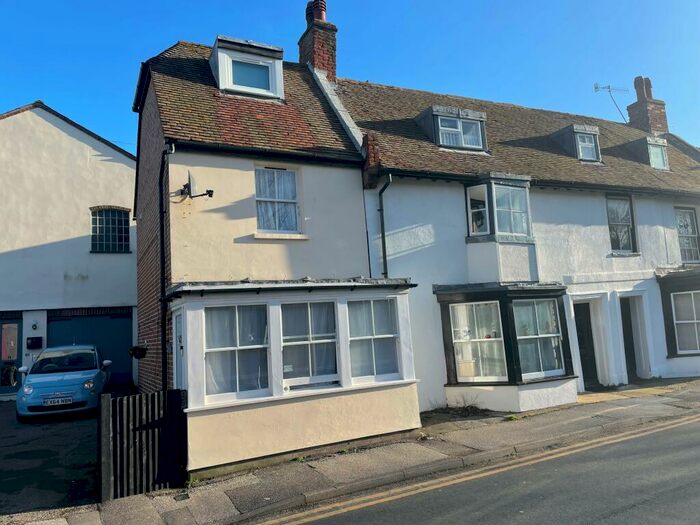 2 Bedroom House To Rent In King Street, Margate, CT9