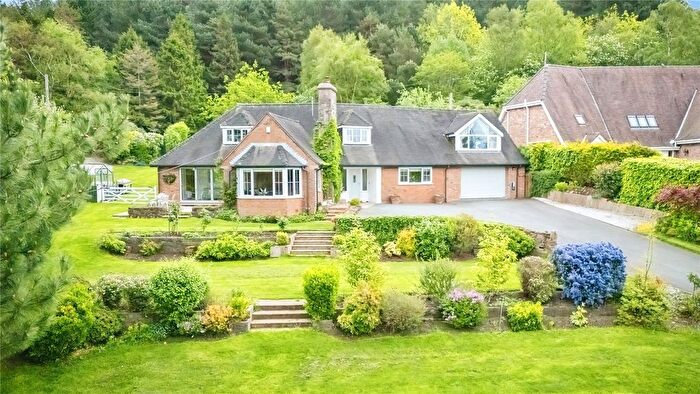 3 Bedroom Detached House For Sale In Delph Lane, Warrington, Cheshire, WA4