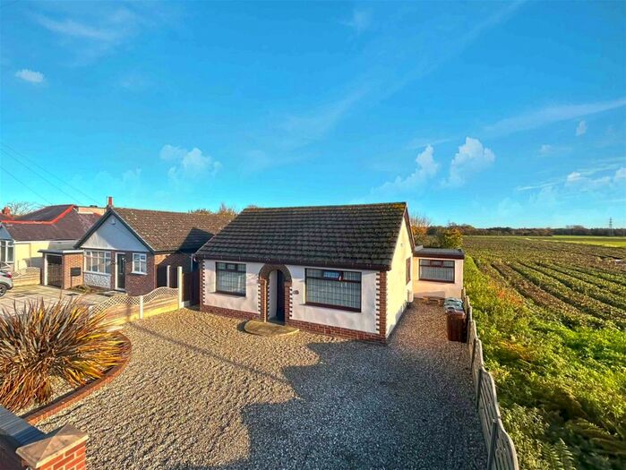 2 Bedroom Bungalow For Sale In Turning Lane, Scarisbrick, PR8