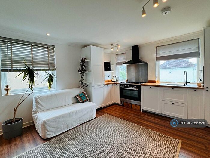 1 Bedroom Flat To Rent In Wickham Road, Croydon, CR0