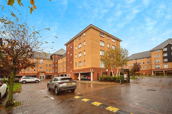 1 Bedroom Flat For Sale In St. Peters Street, Maidstone, Kent, ME16